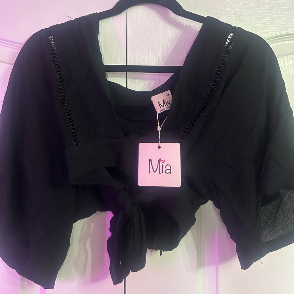 Mia Black Women's Top